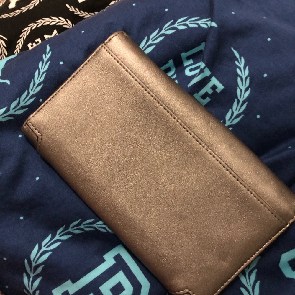 GUESS WALLET - Picture 4 of 12